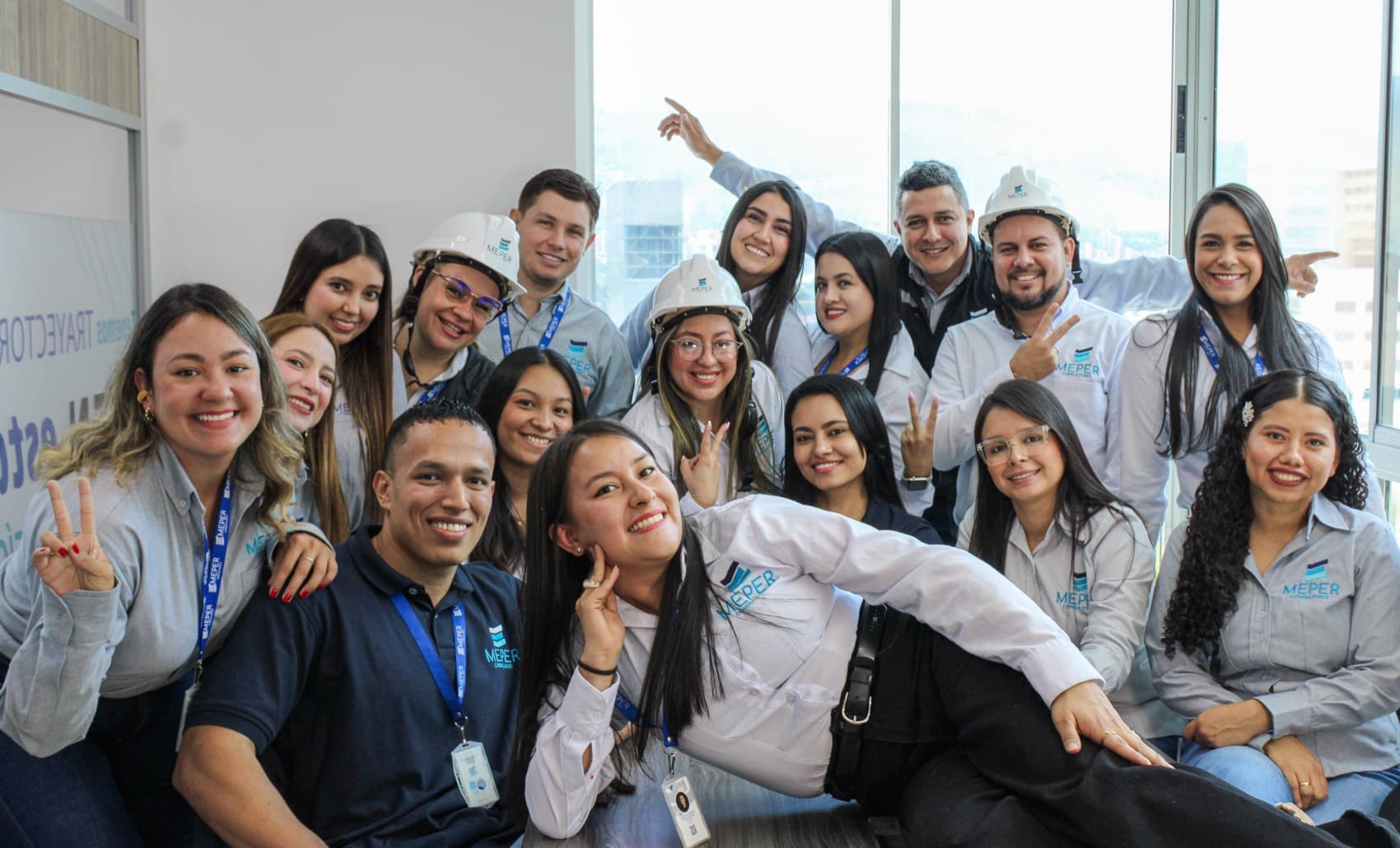 Equipo de SayFex y MEPER SOLUTIONS